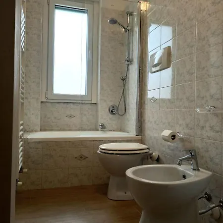 Parva Domus - Bright With Terrace And View Apartman *
