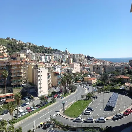 Parva Domus - Bright With Terrace And View * San Remo